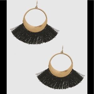 🌸Crescent Shape Thread Tassels Drops🌸